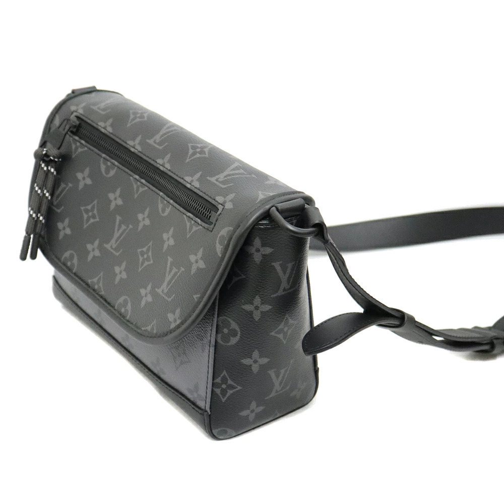 Louis Vuitton Messenger Black Shoulder Leather Bag Pulse Gray